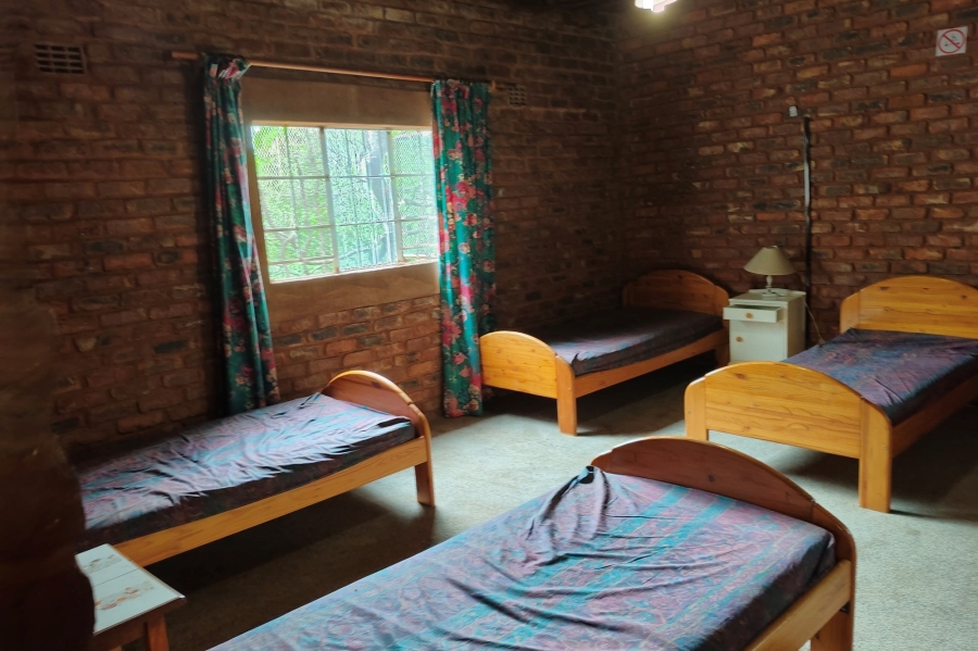 Commercial Property for Sale in Hartbeespoort Rural North West